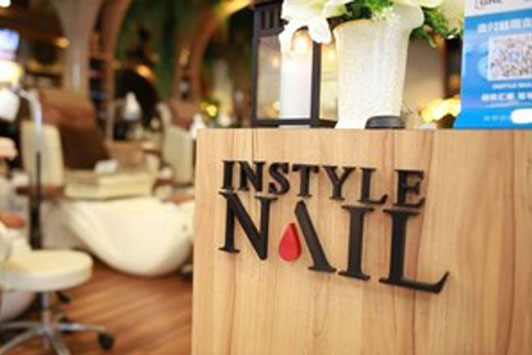 รวมลิสต์ 3 ร้านเล็บ ชวนมาเนรมิตเรียวเล็บ สวยปั๊วะปังเกินเบอร์มาก @เอ็ม บี เค เซ็นเตอร์