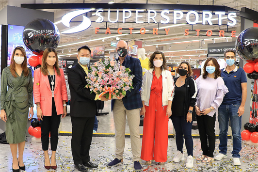 เอ็ม บี เค เซ็นเตอร์ ร่วมแสดงความยินดีฉลองเปิดสาขาใหม่ SUPERSPORTS FACTORY STORE