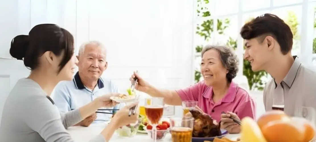 พาพ่อแม่ไปกินข้าวที่ไหนดีให้ถูกปากถูกใจ ไปได้ทั้งครอบครัว!
